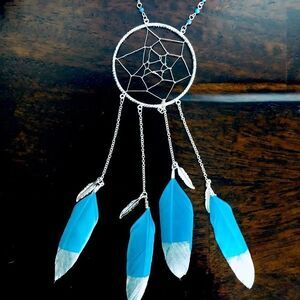 NWT Boho Dreamcatcher Silver Pendant Long Chain Necklace